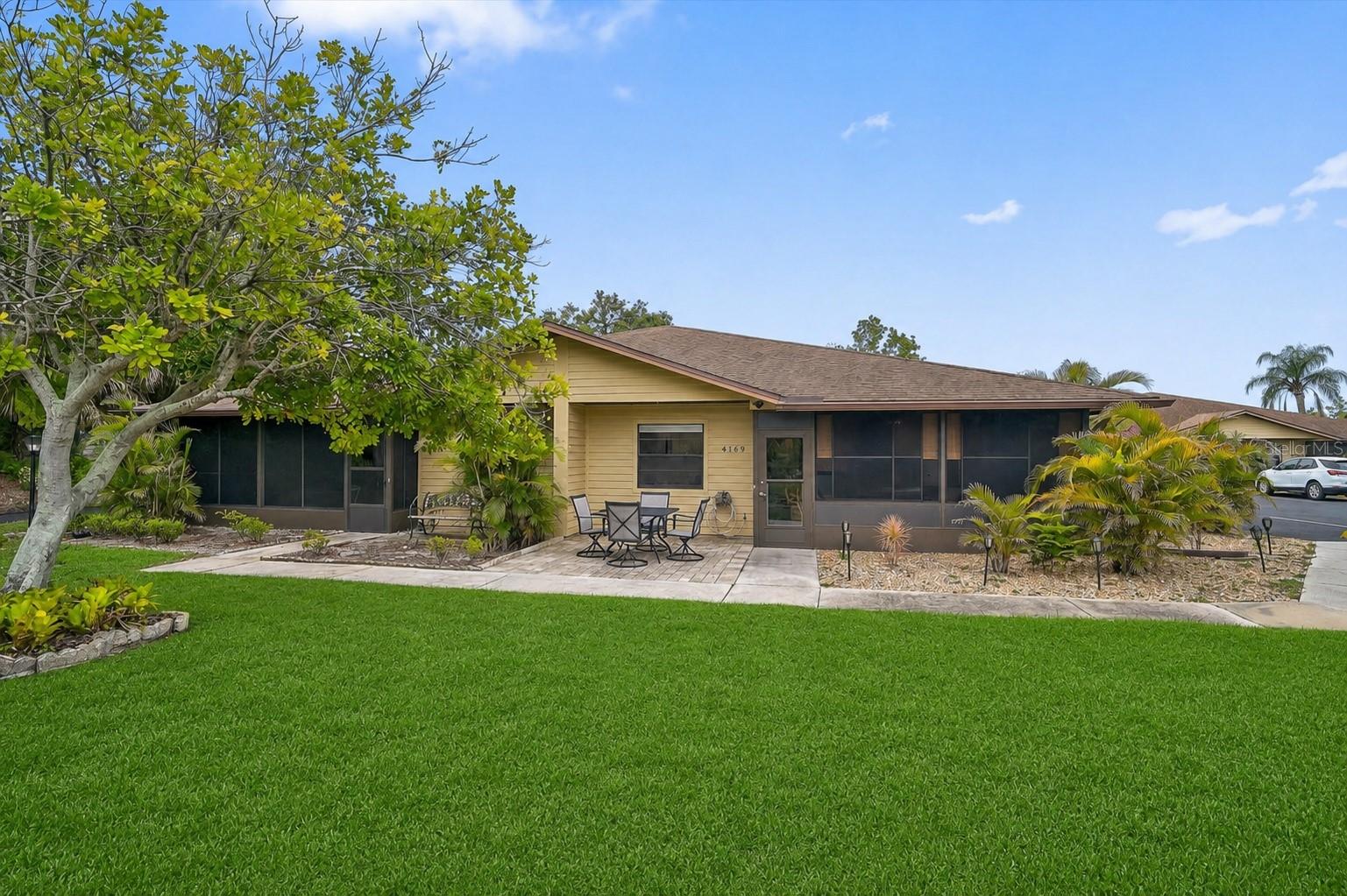 HERITAGE VILLAGE WEST - Residential