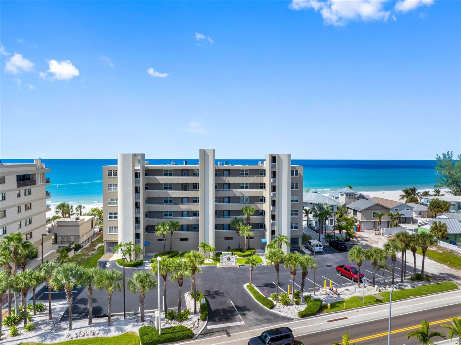 WESTVIEW GRANDE CONDO THE - Residential
