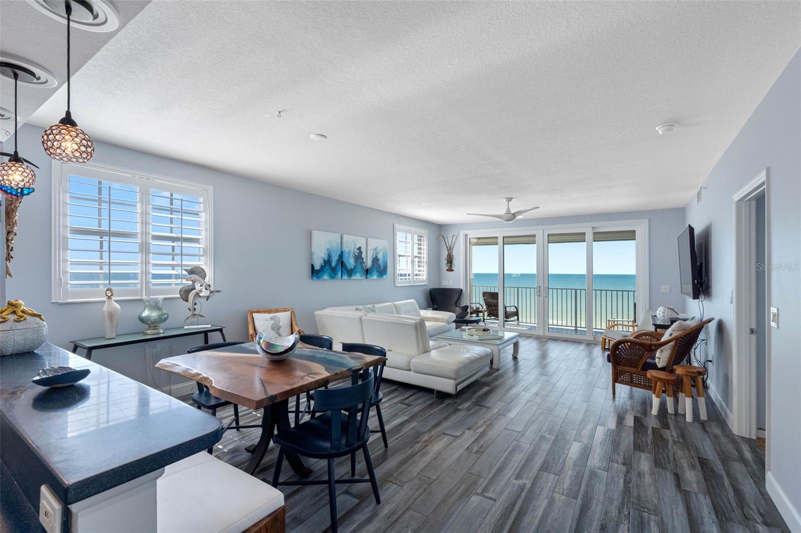 WESTVIEW GRANDE CONDO THE - Residential