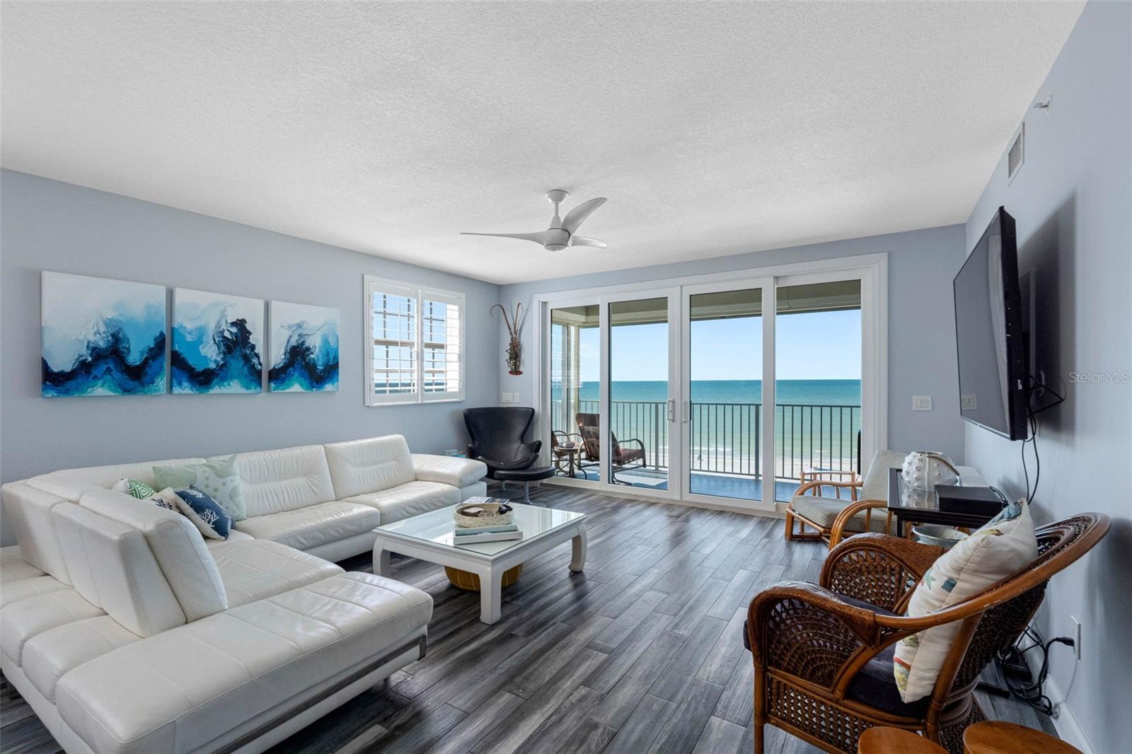 WESTVIEW GRANDE CONDO THE - Residential