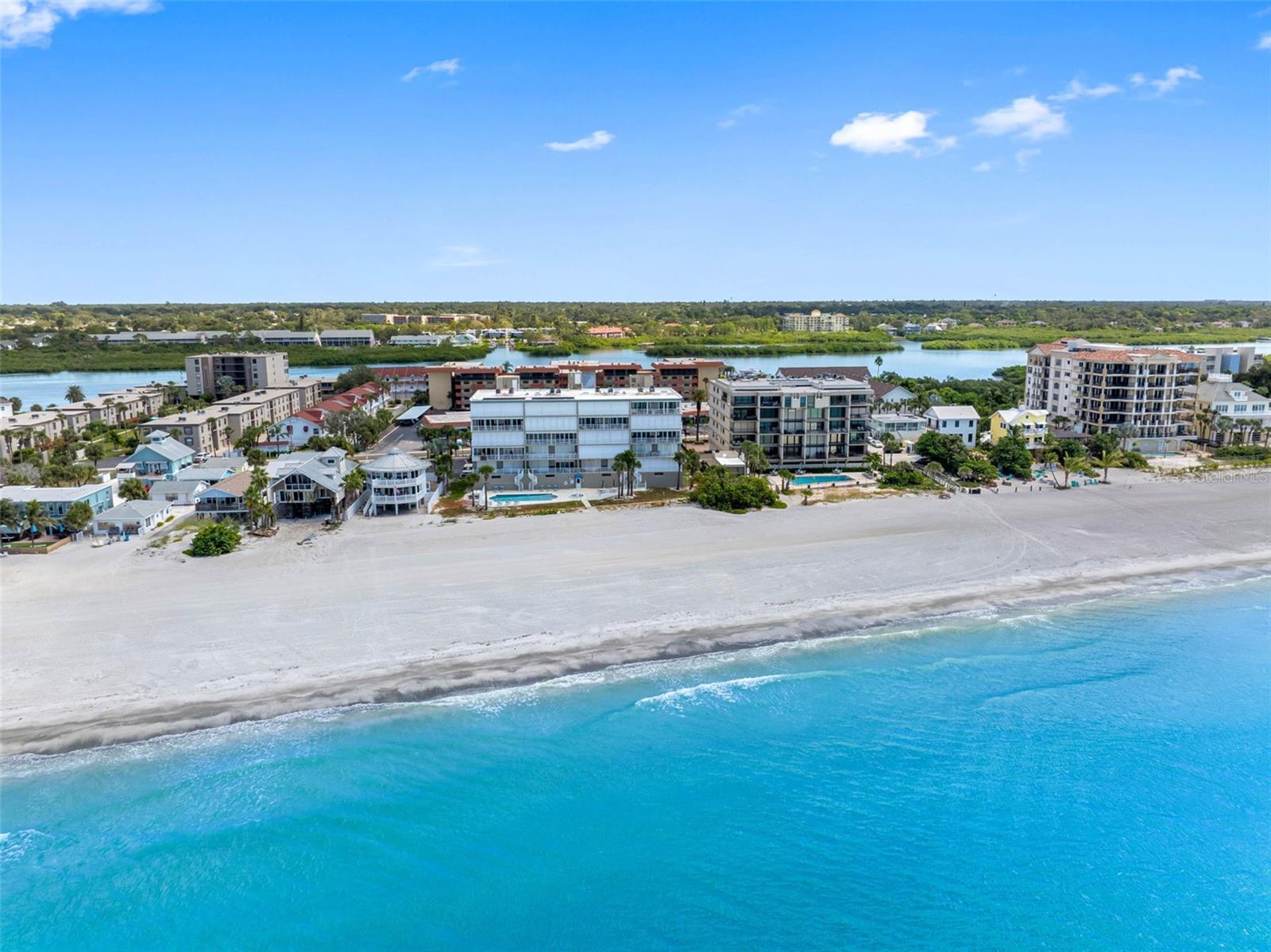 WESTVIEW GRANDE CONDO THE - Residential
