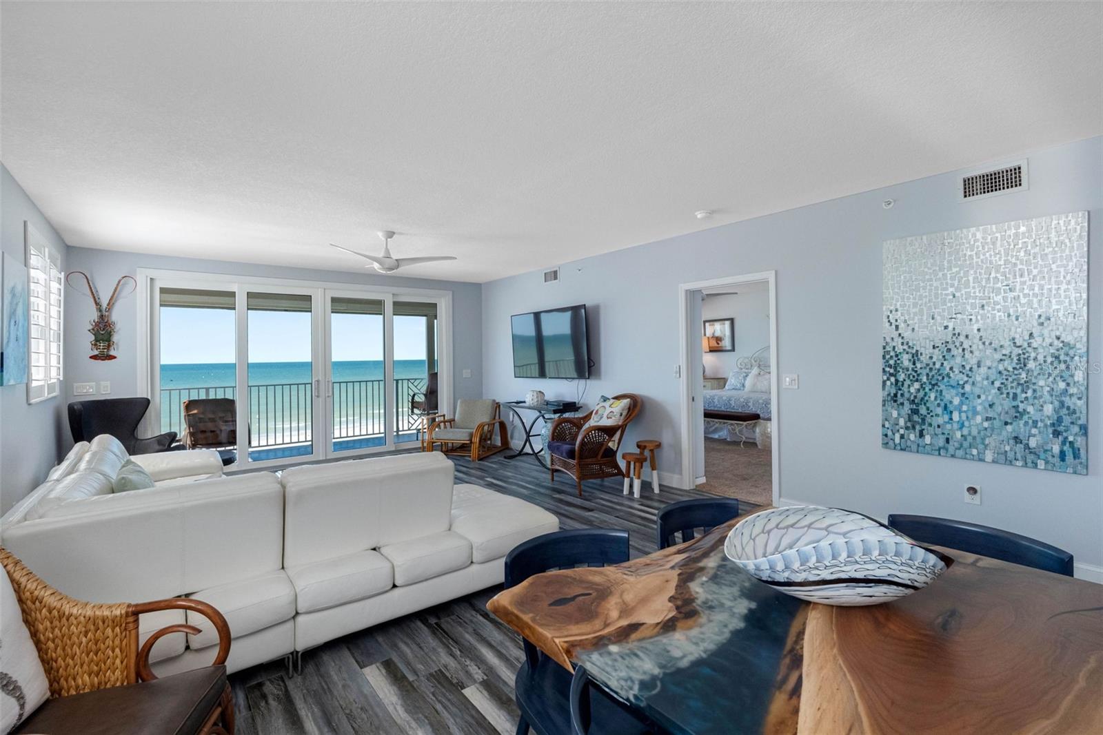 WESTVIEW GRANDE CONDO THE - Residential