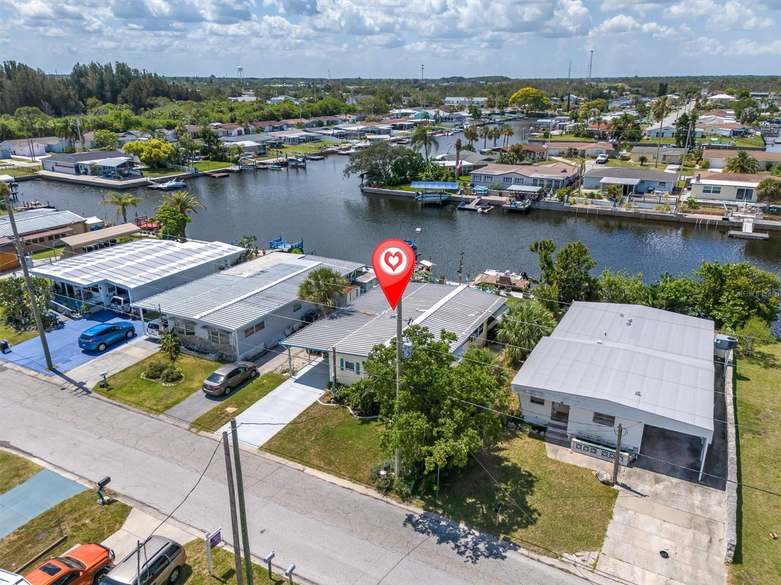 SIGNAL COVE - Residential
