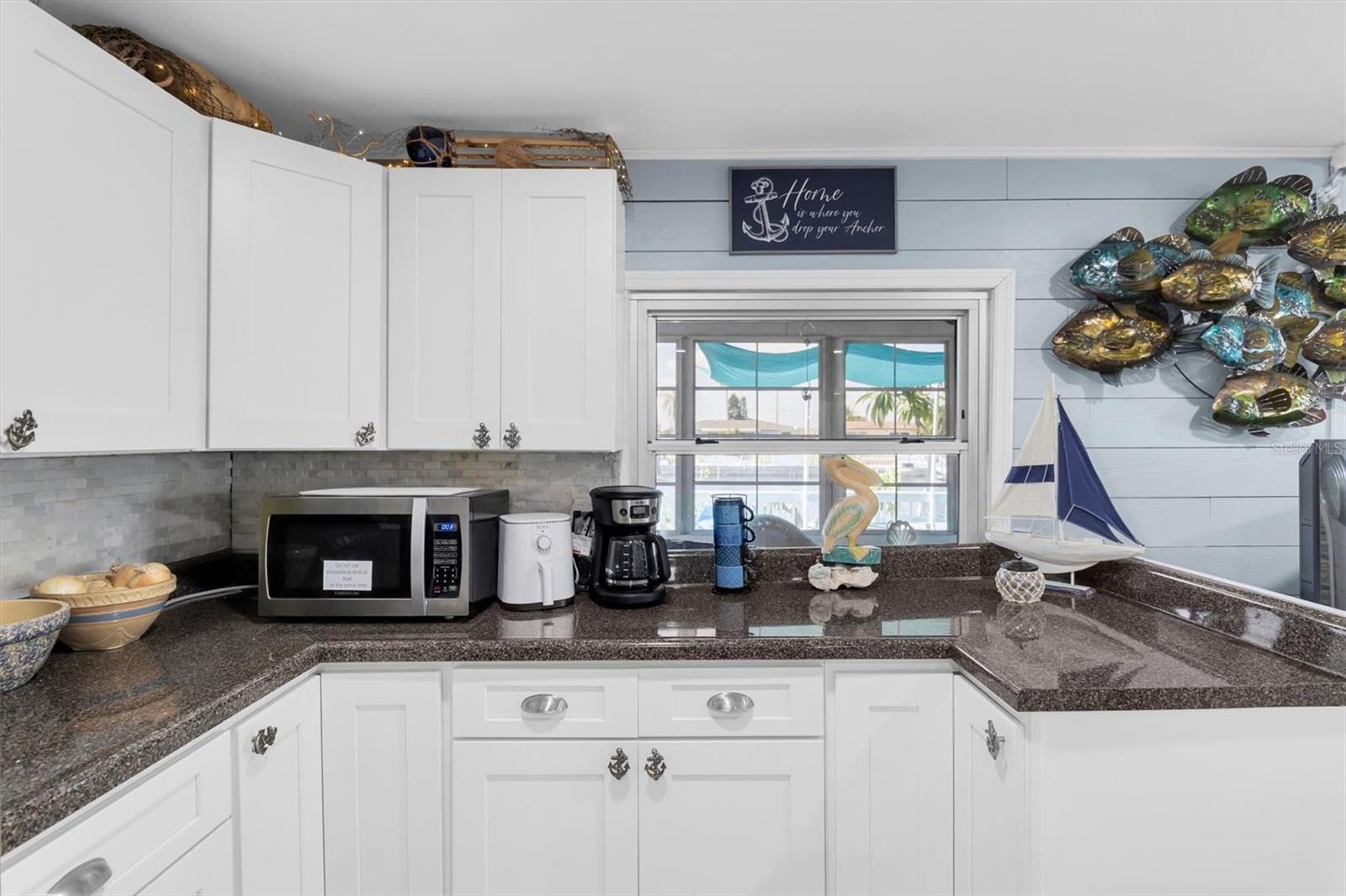 SIGNAL COVE - Residential
