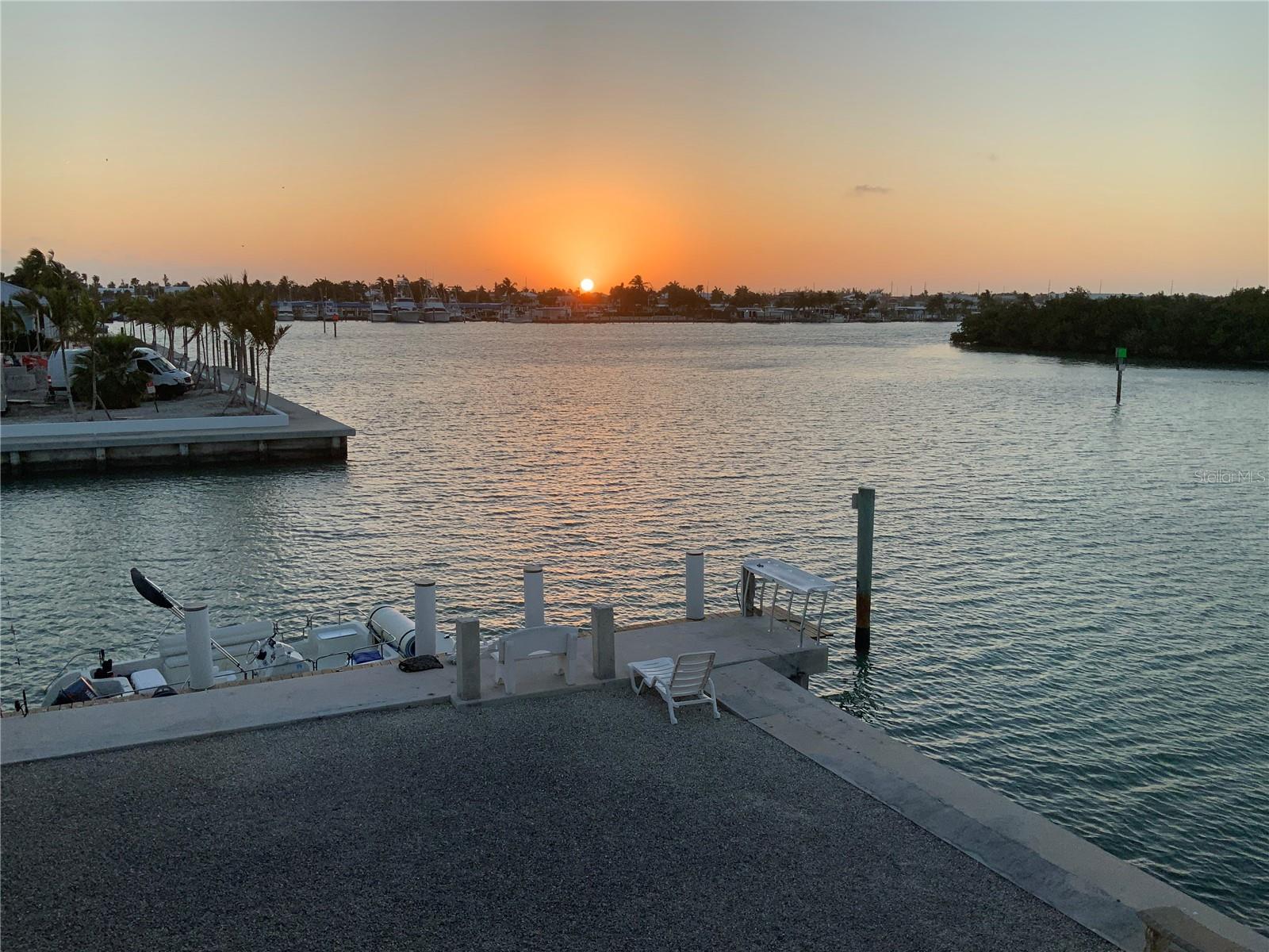SIGNAL COVE - Residential