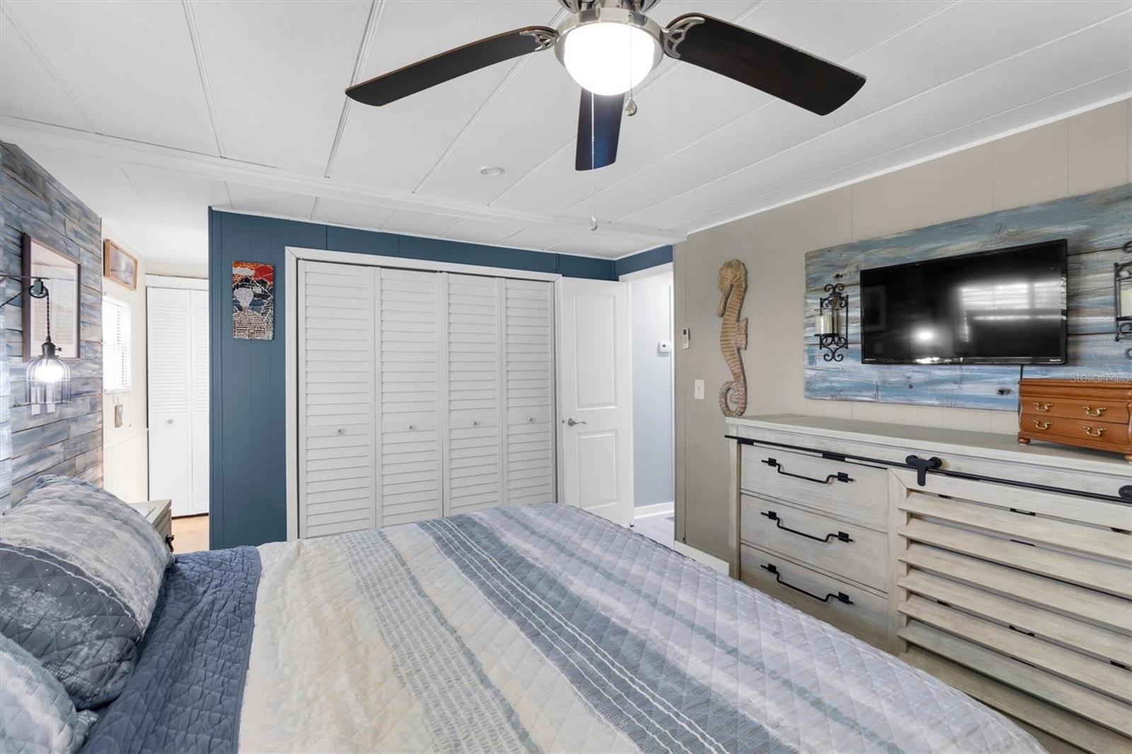 SIGNAL COVE - Residential