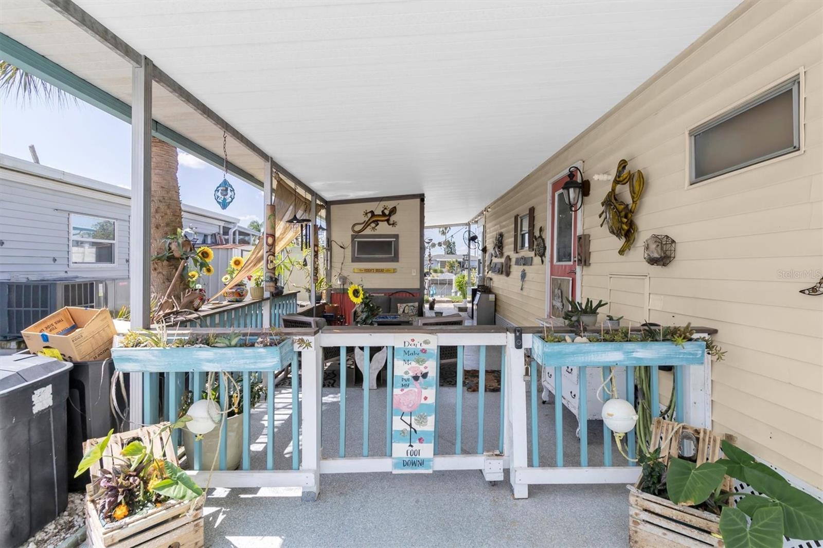 SIGNAL COVE - Residential