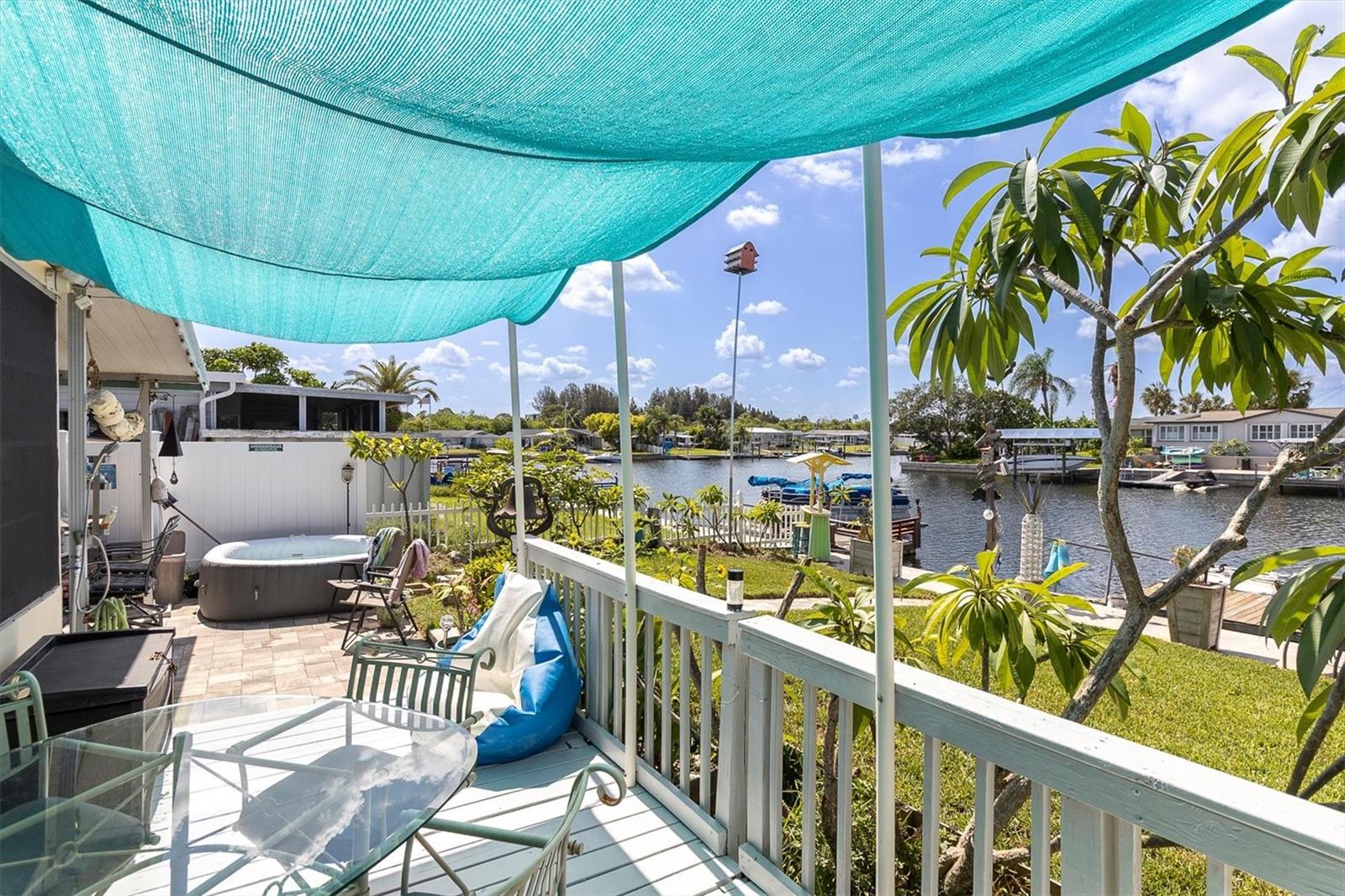 SIGNAL COVE - Residential