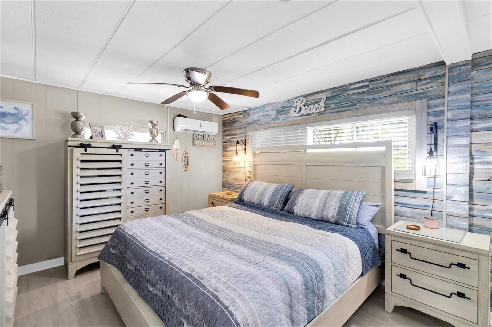 SIGNAL COVE - Residential