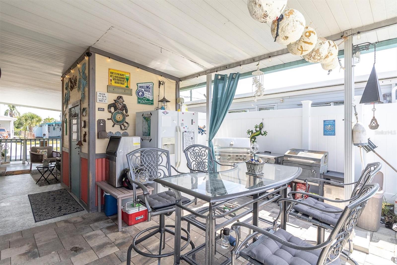 SIGNAL COVE - Residential