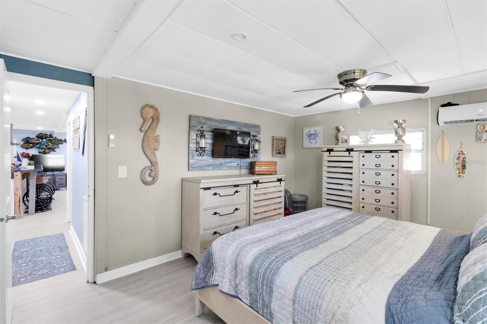 SIGNAL COVE - Residential
