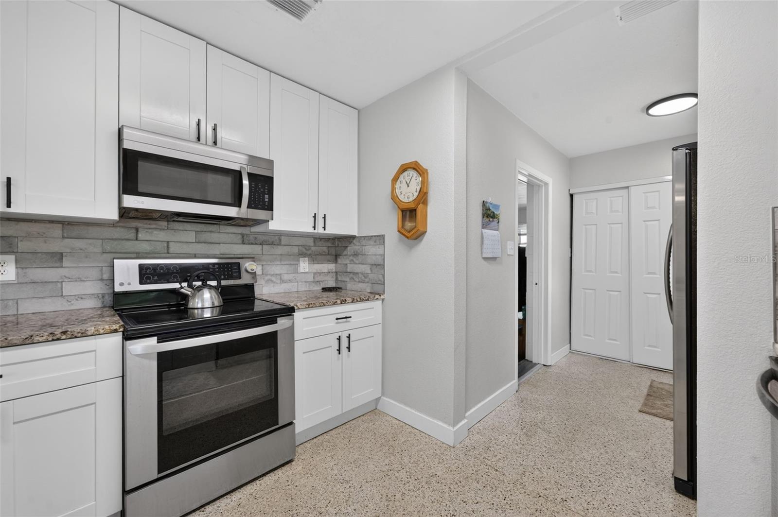 OAKLAND ESTATES 1ST SEC - Residential