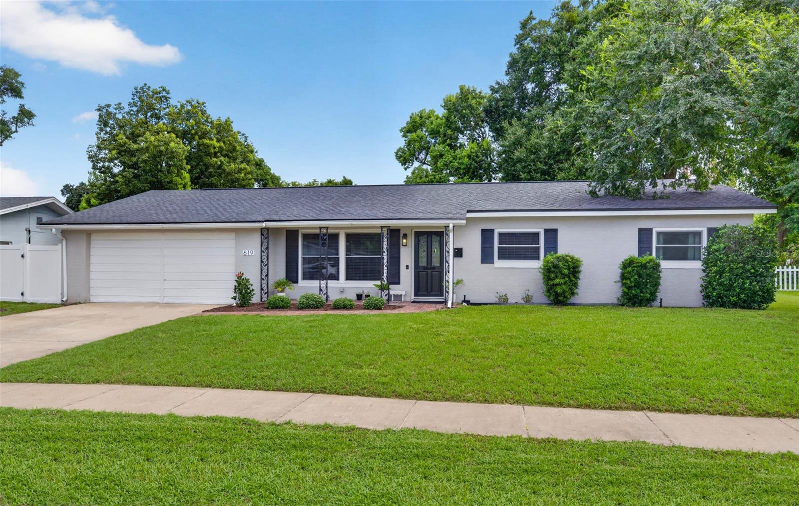 OAKLAND ESTATES 1ST SEC - Residential