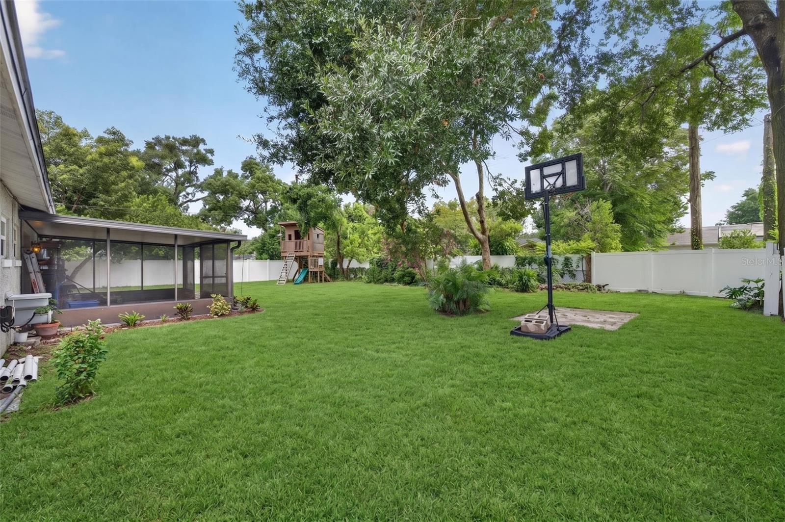 OAKLAND ESTATES 1ST SEC - Residential