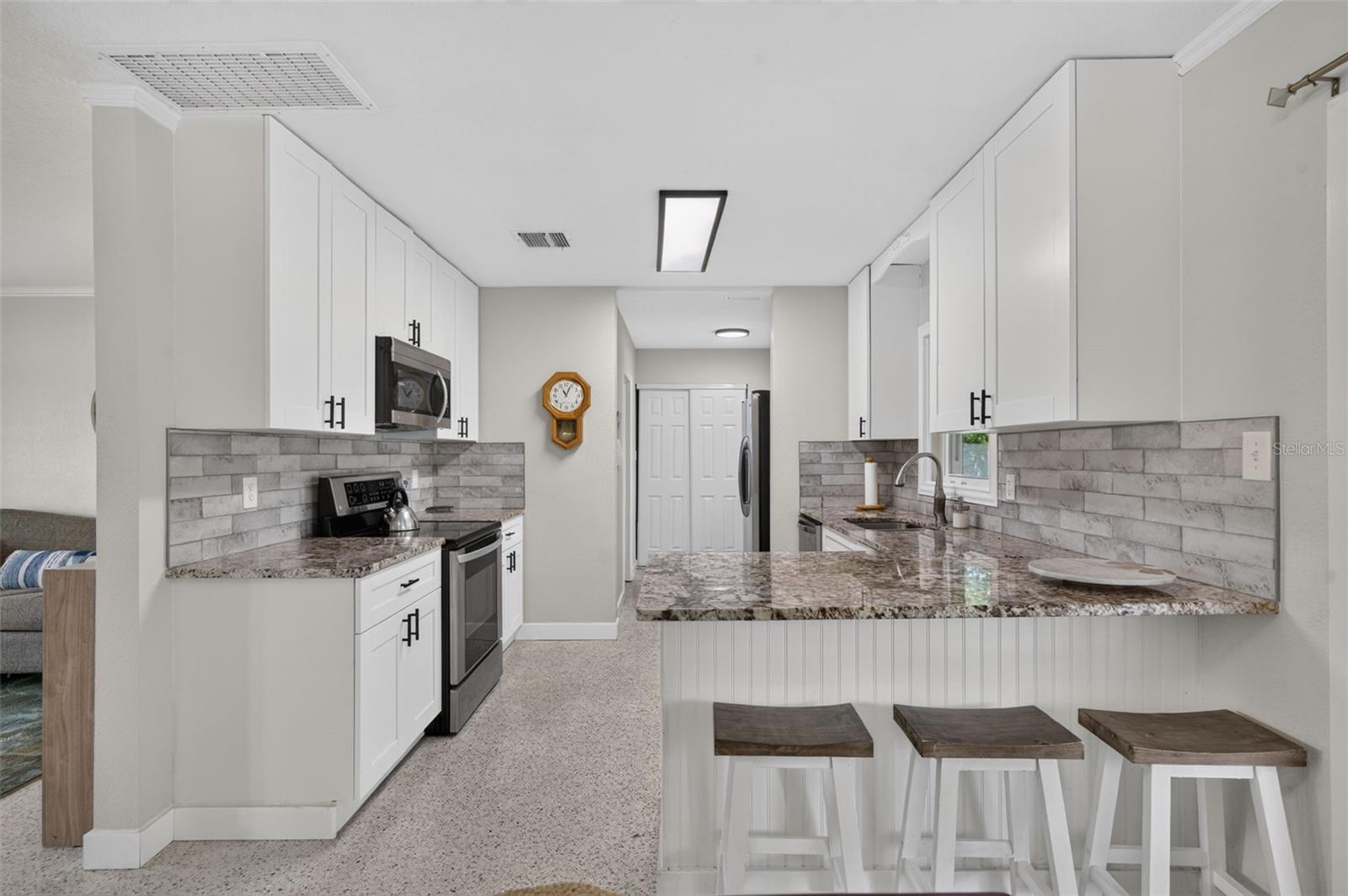 OAKLAND ESTATES 1ST SEC - Residential