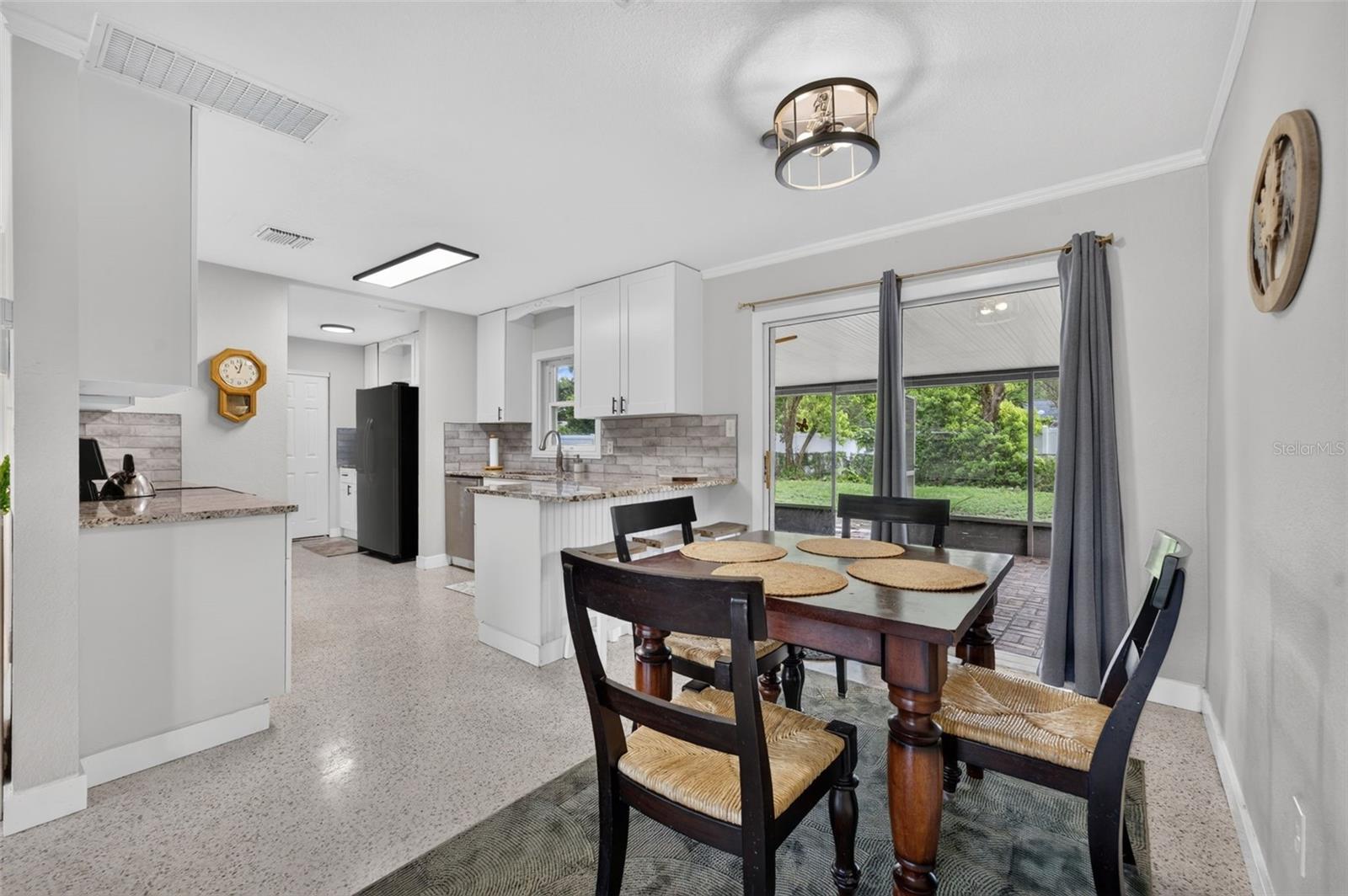 OAKLAND ESTATES 1ST SEC - Residential