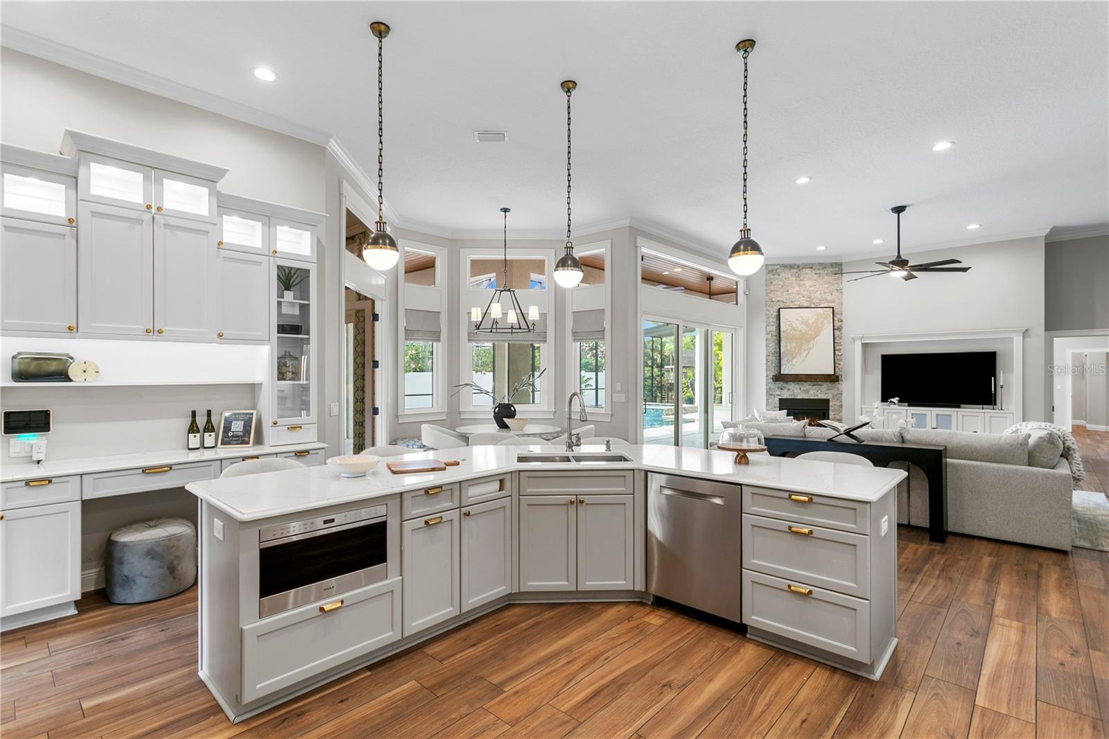 PLACIDO BAYOU - Residential