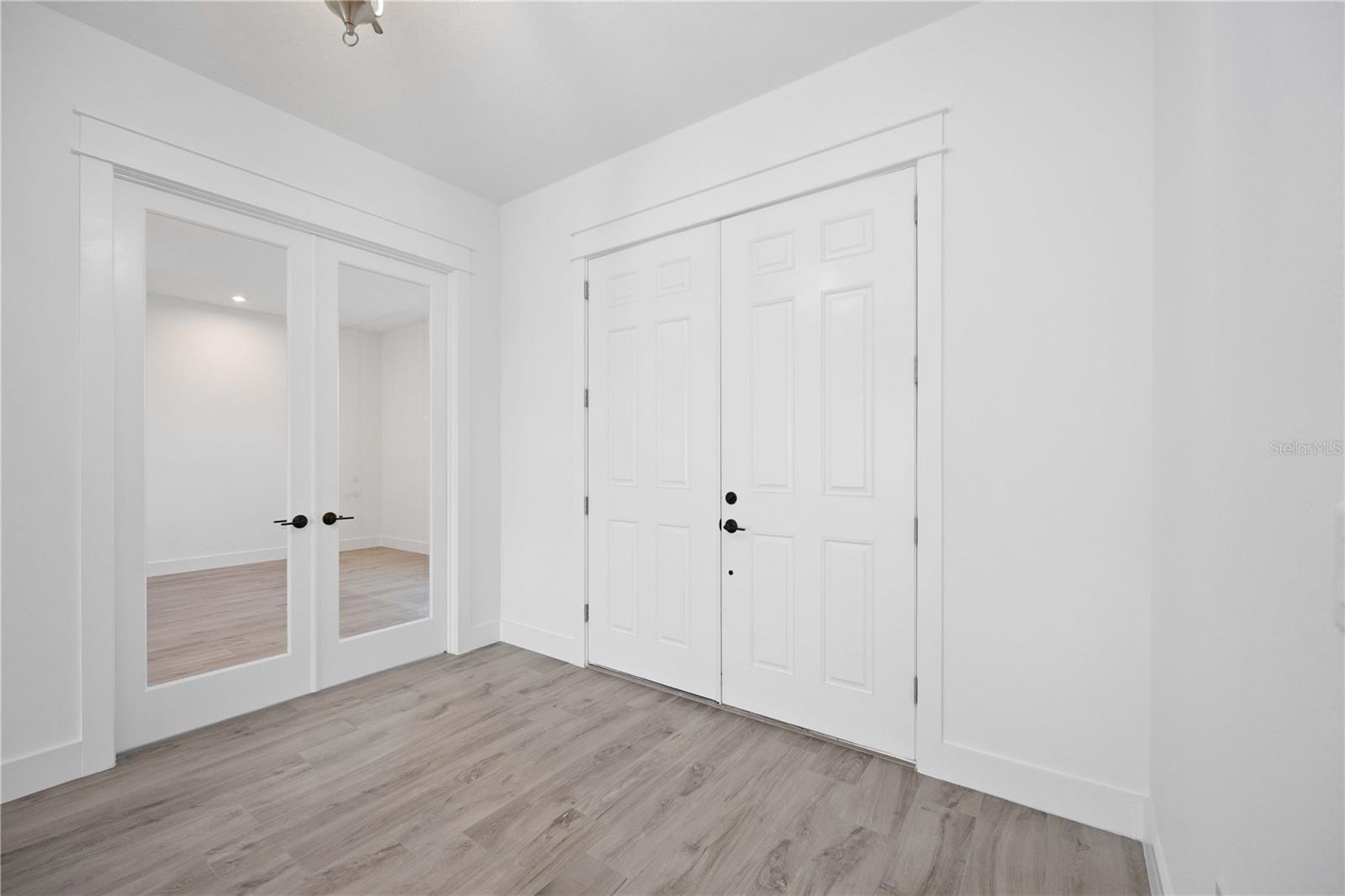 WORTHINGTON - Residential