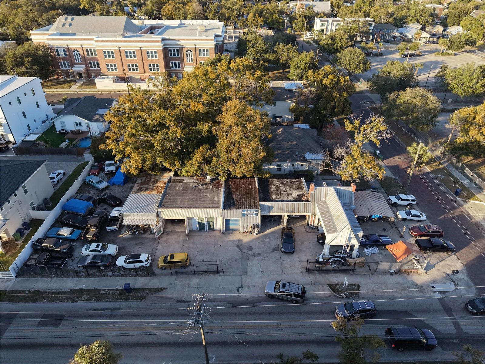 ROSEBURY PARK - Commercial Sale