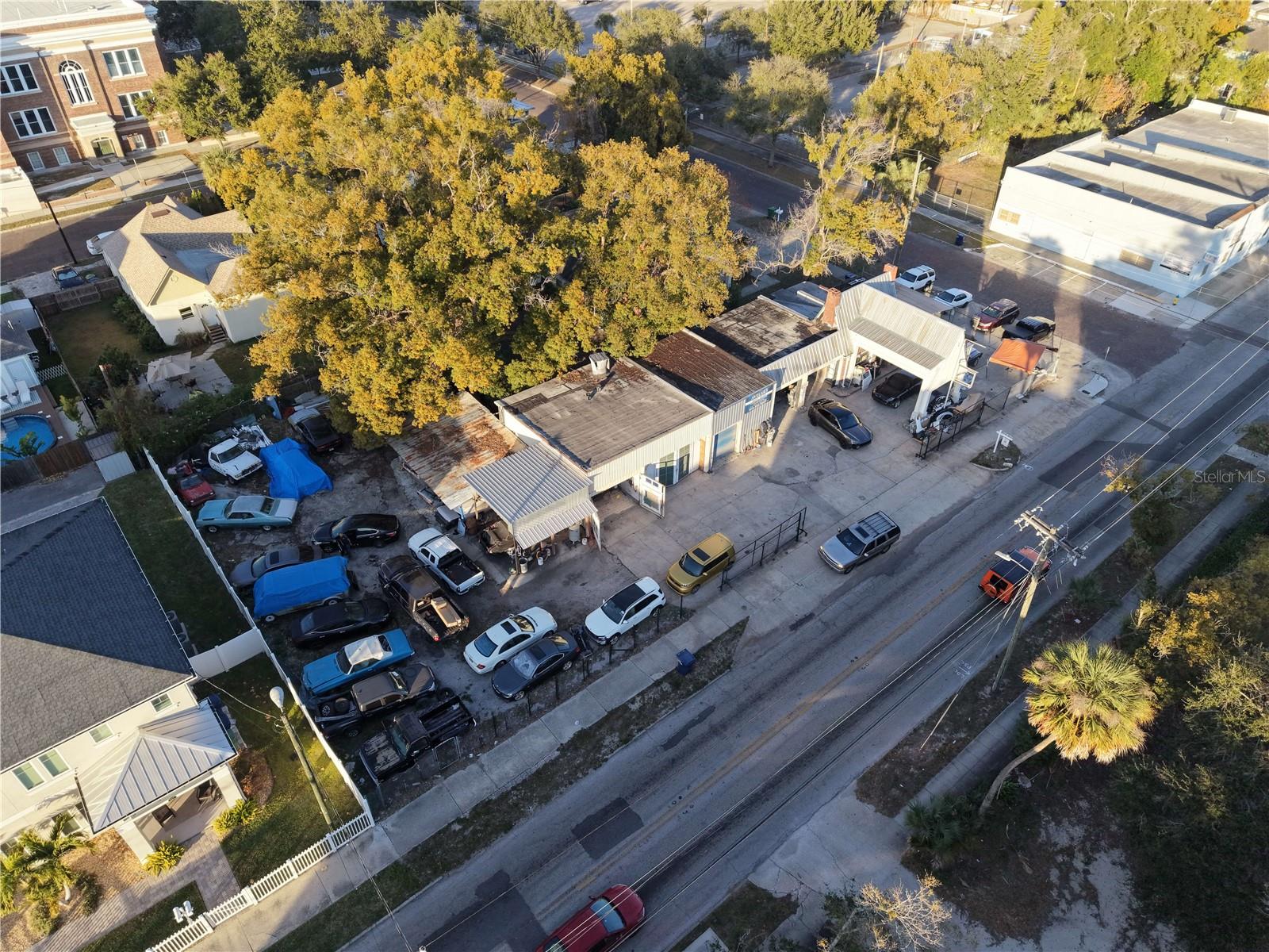 ROSEBURY PARK - Commercial Sale