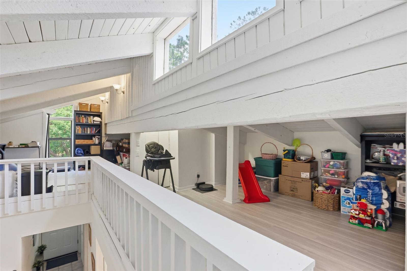 FAIRWAY VILLAS - Residential