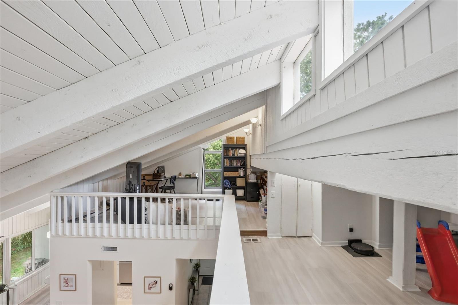 FAIRWAY VILLAS - Residential