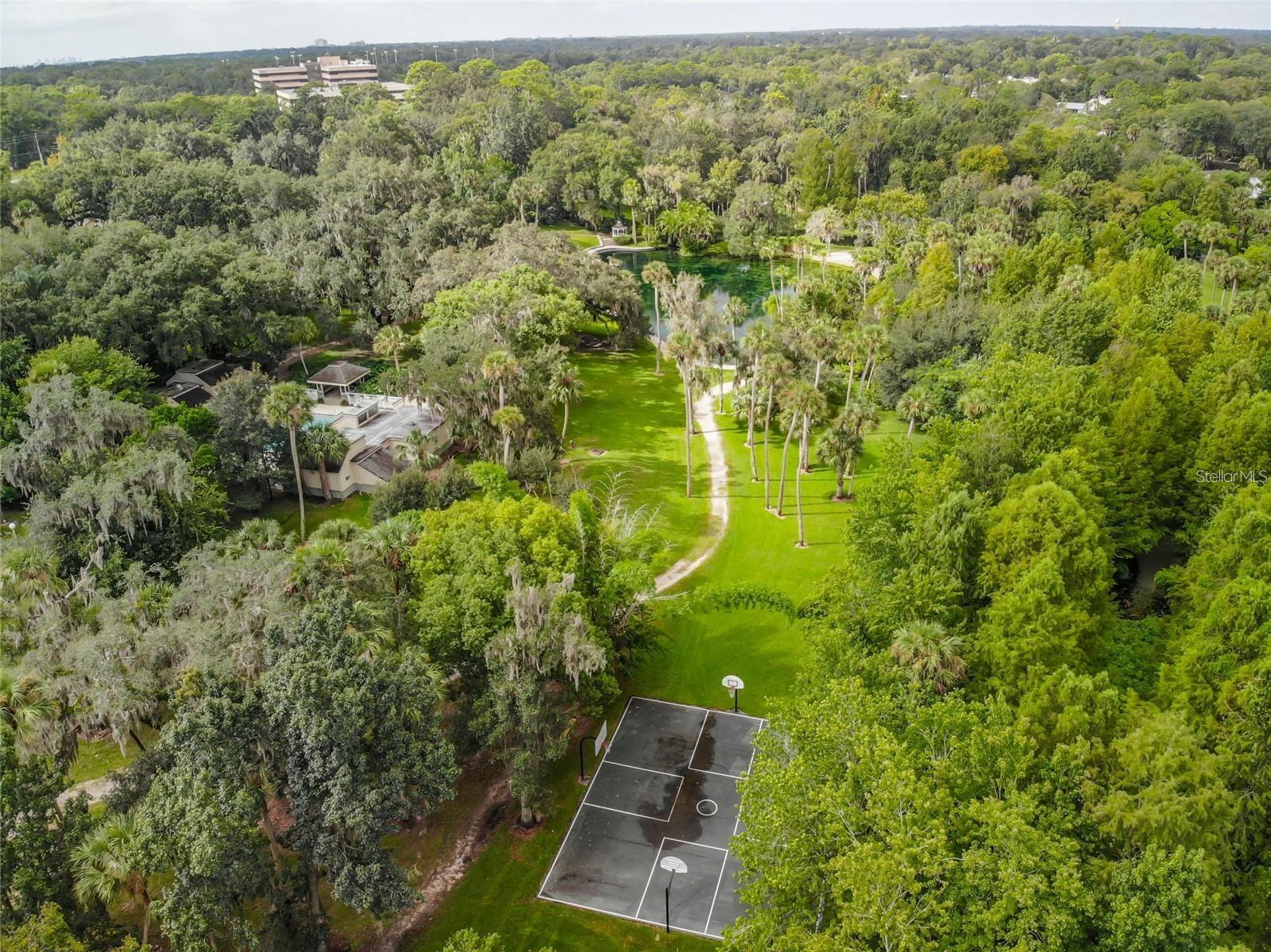 FAIRWAY VILLAS - Residential