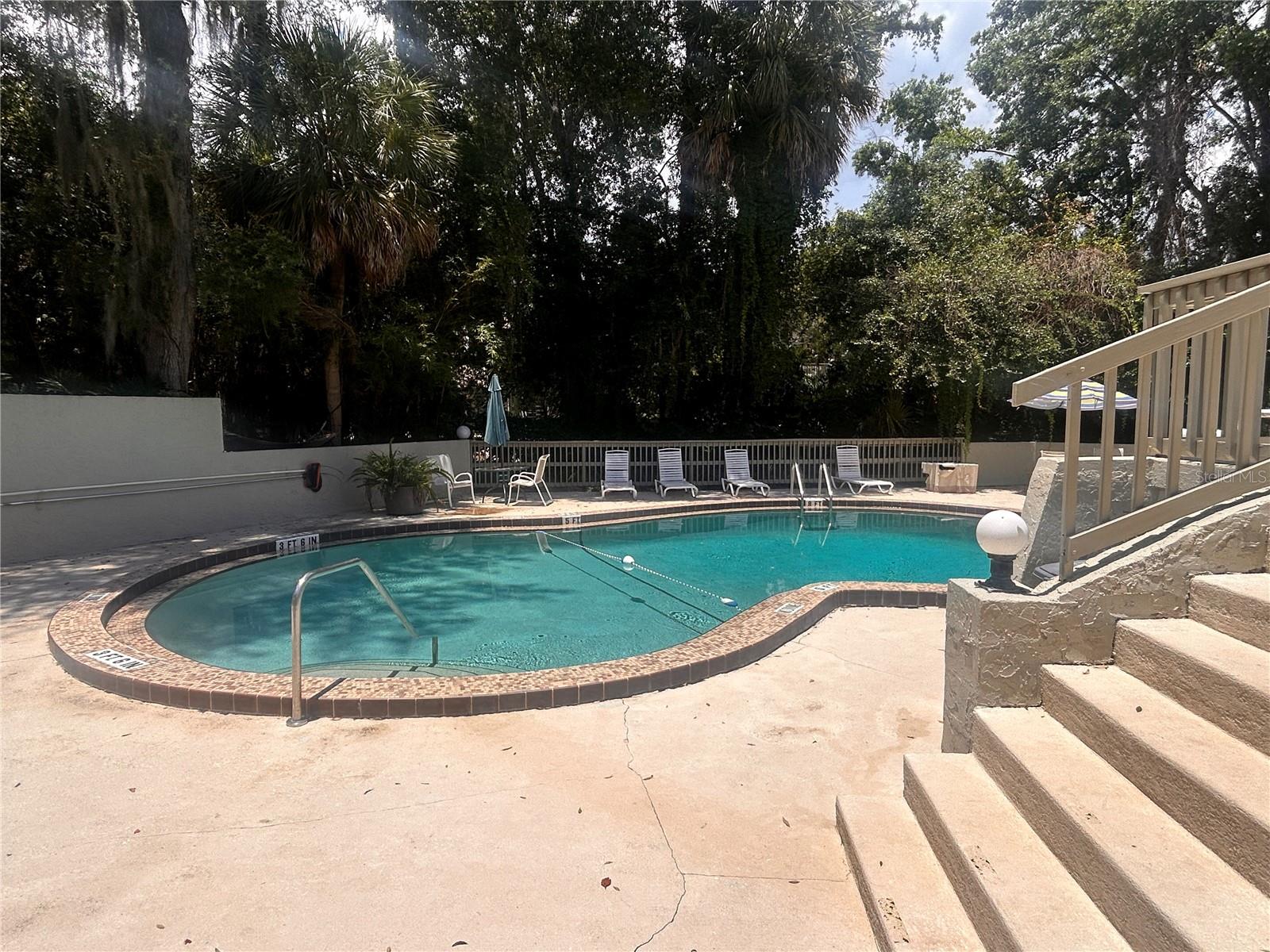 FAIRWAY VILLAS - Residential