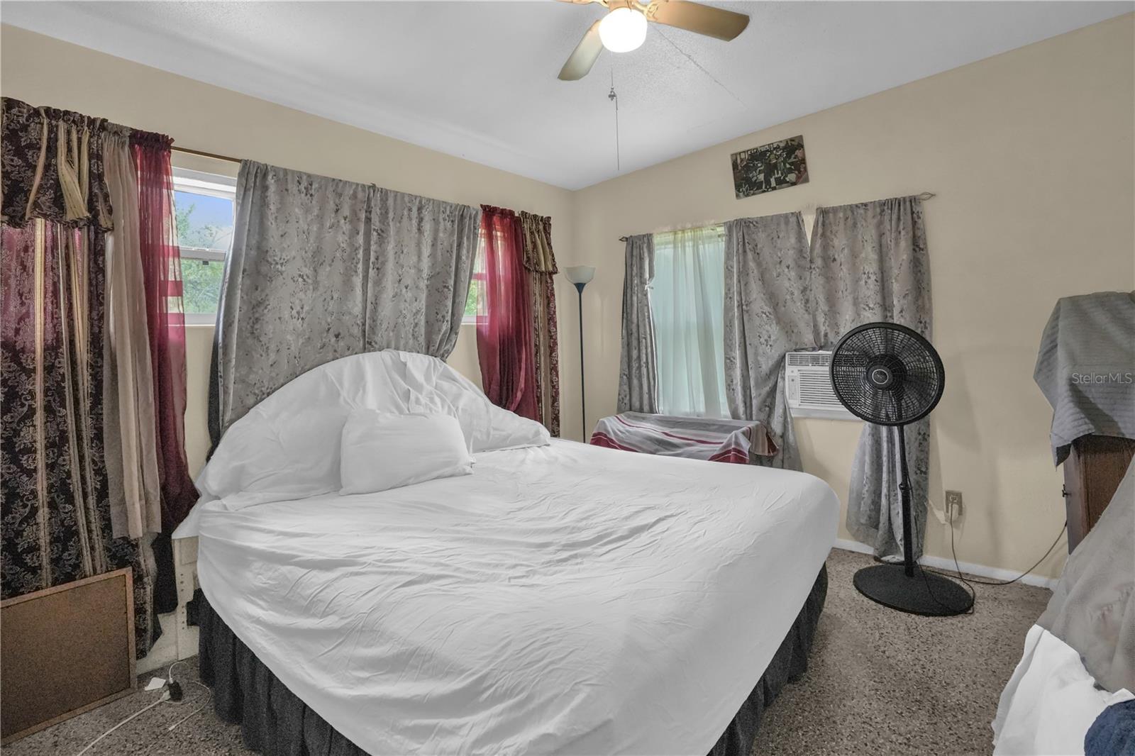 PECAN PLACE - Residential Income