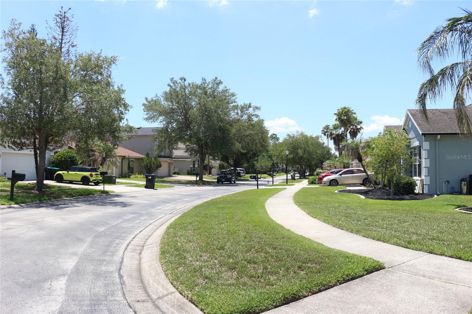 STONEYBROOK 44/122 - Residential