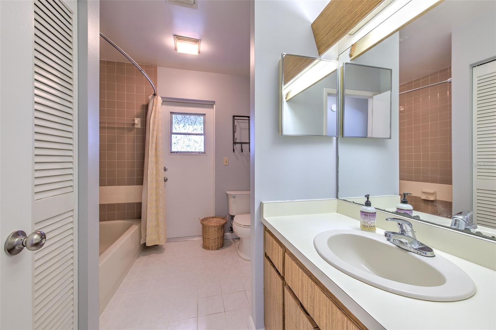LAKE PADGETT SOUTH - Residential