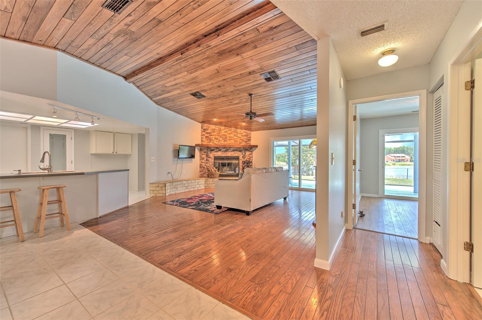 LAKE PADGETT SOUTH - Residential