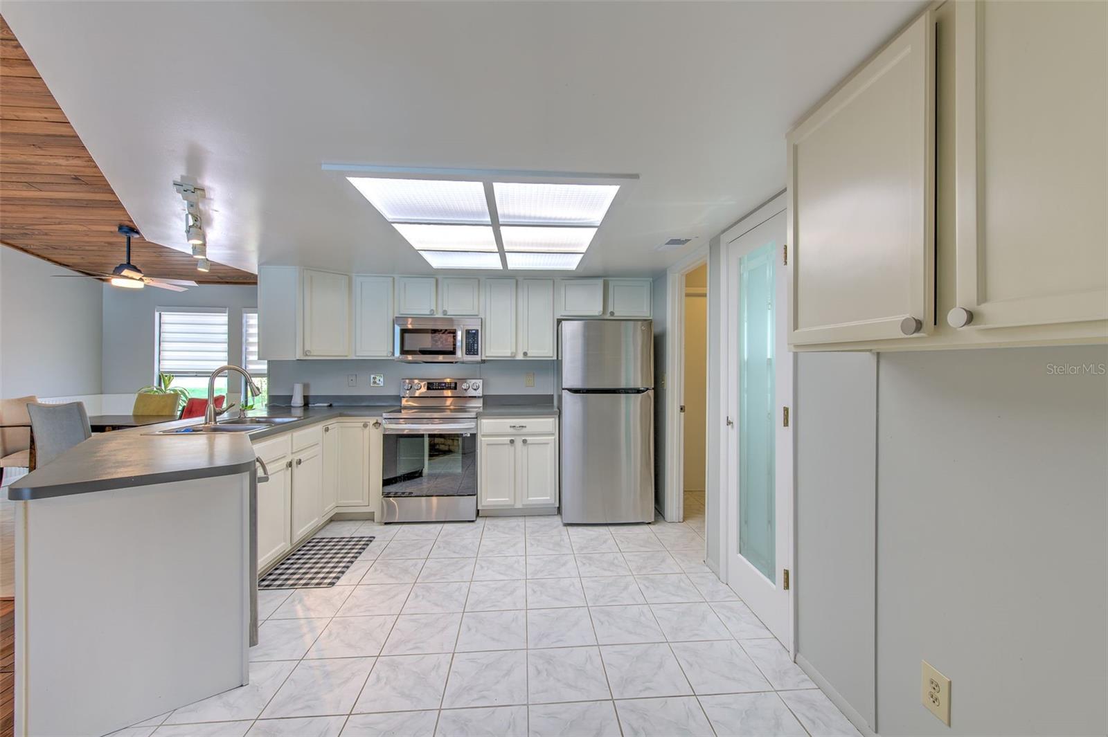LAKE PADGETT SOUTH - Residential