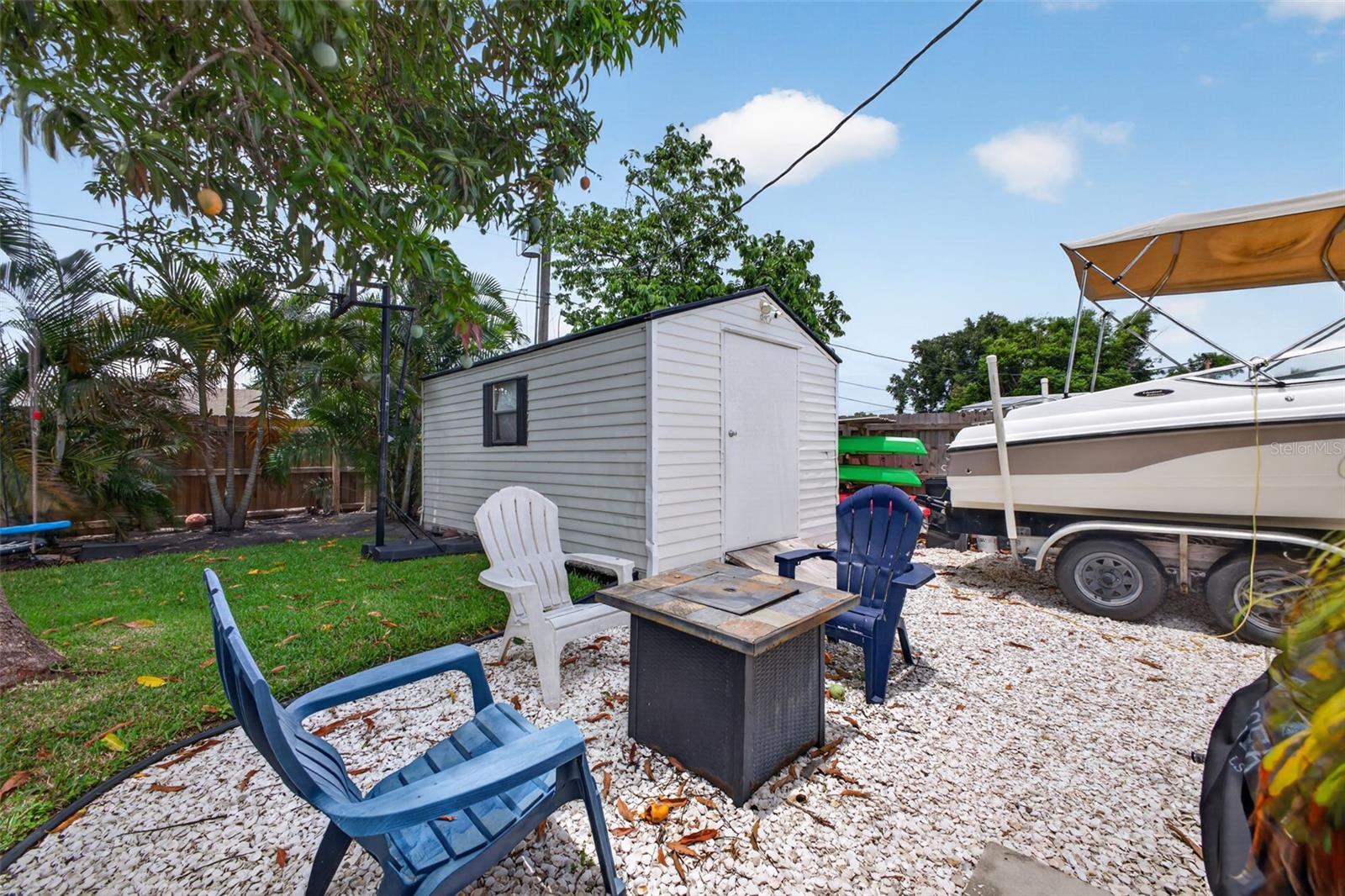 NEW LEISURES LAKES - Residential