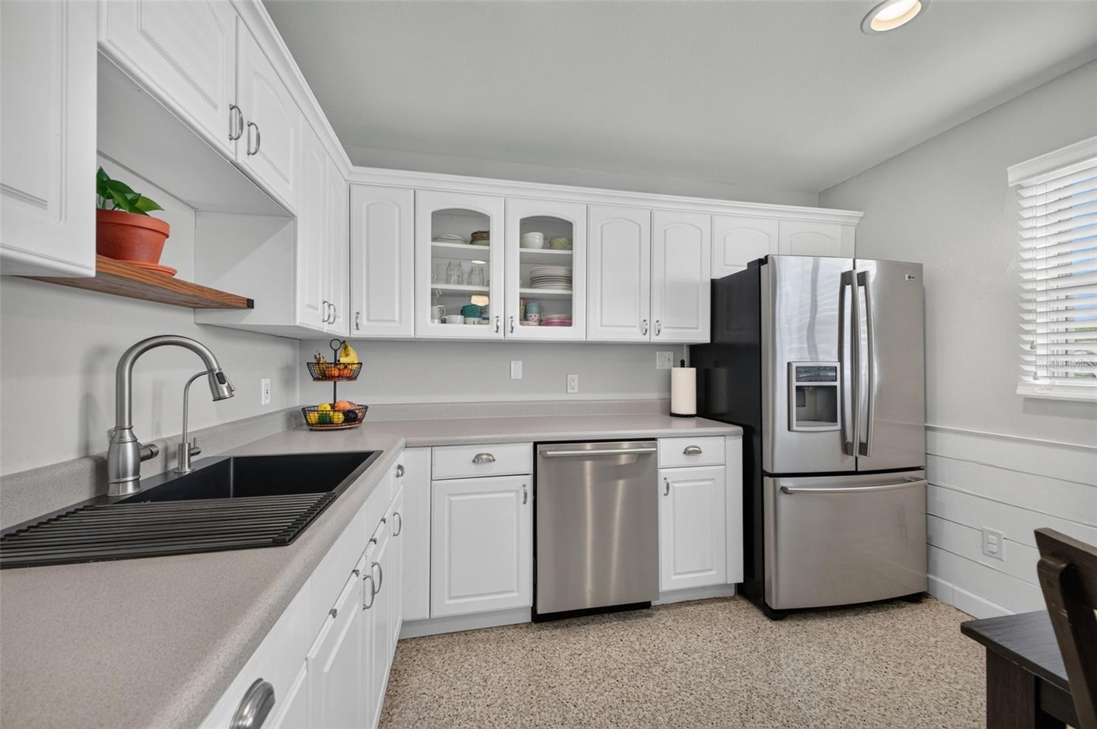 NEW LEISURES LAKES - Residential