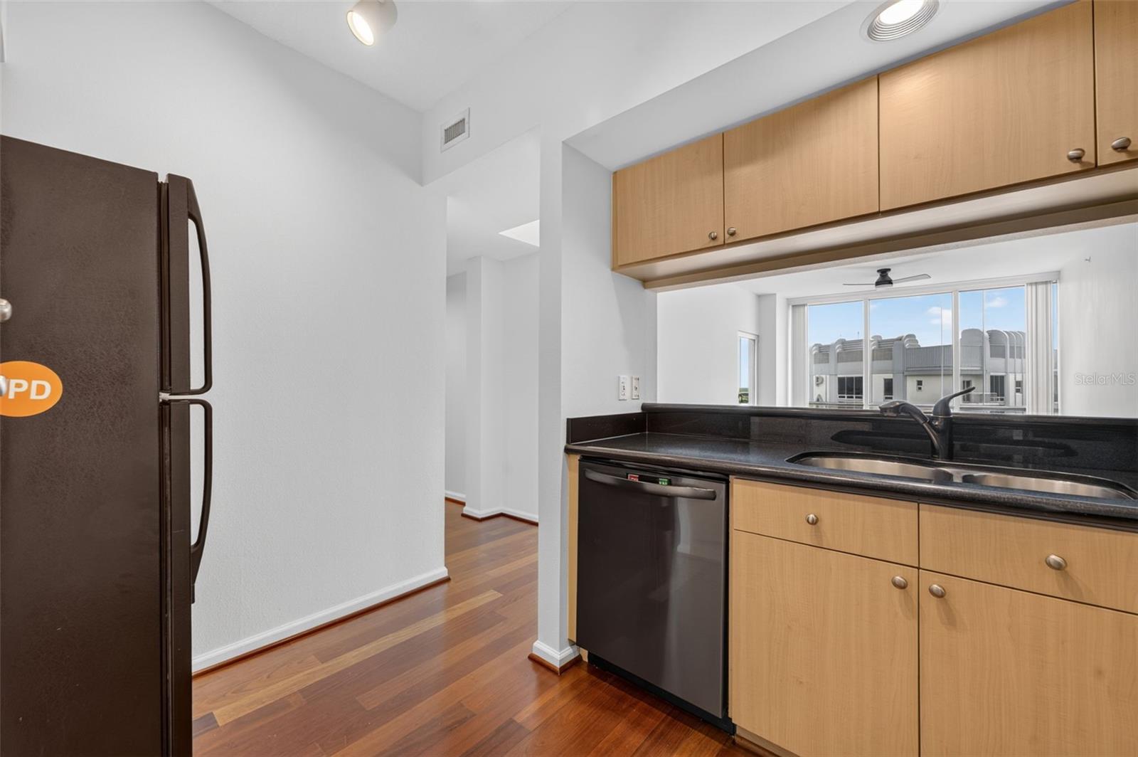 WAVERLY/LK EOLA - Residential