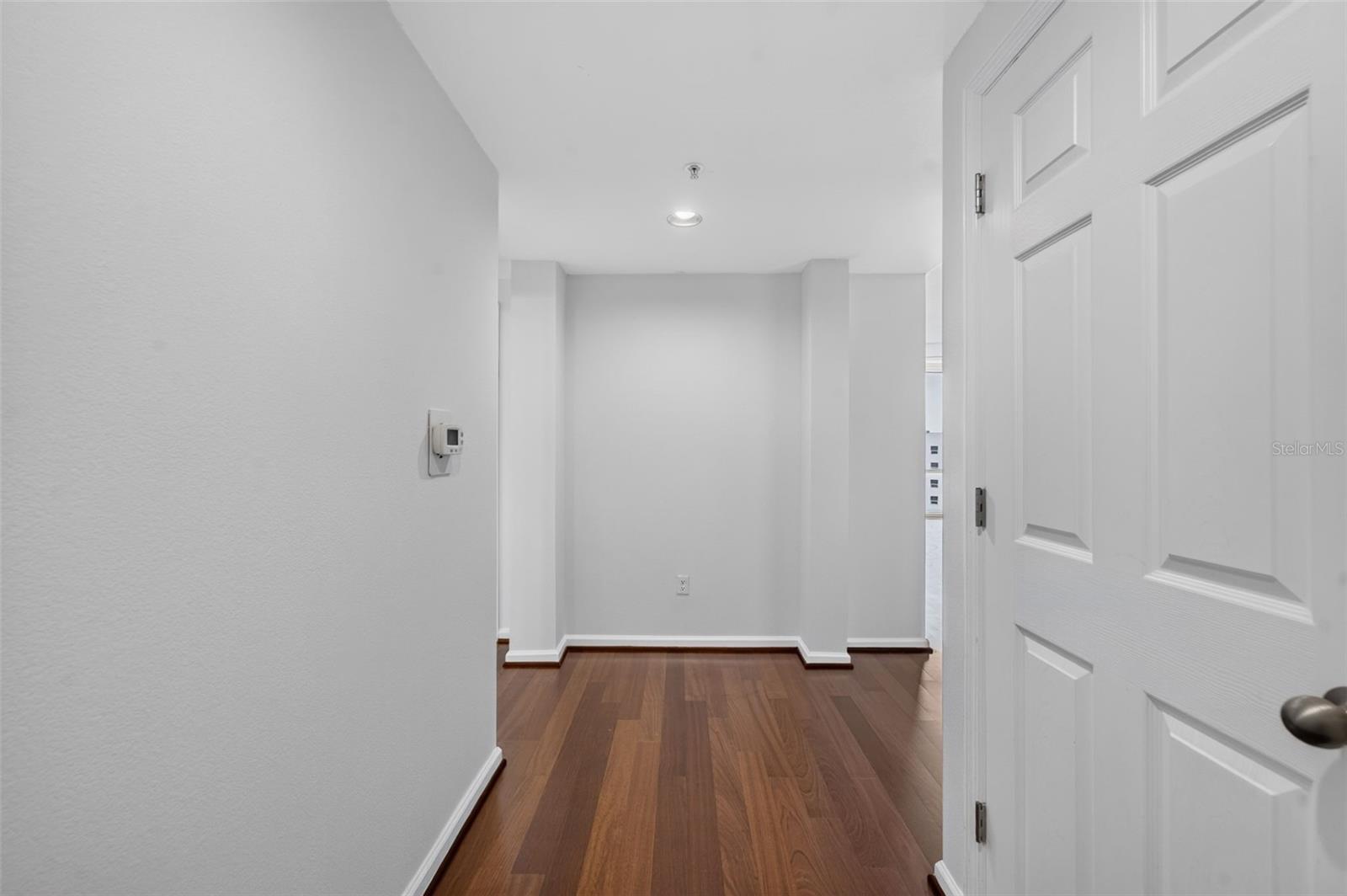 WAVERLY/LK EOLA - Residential