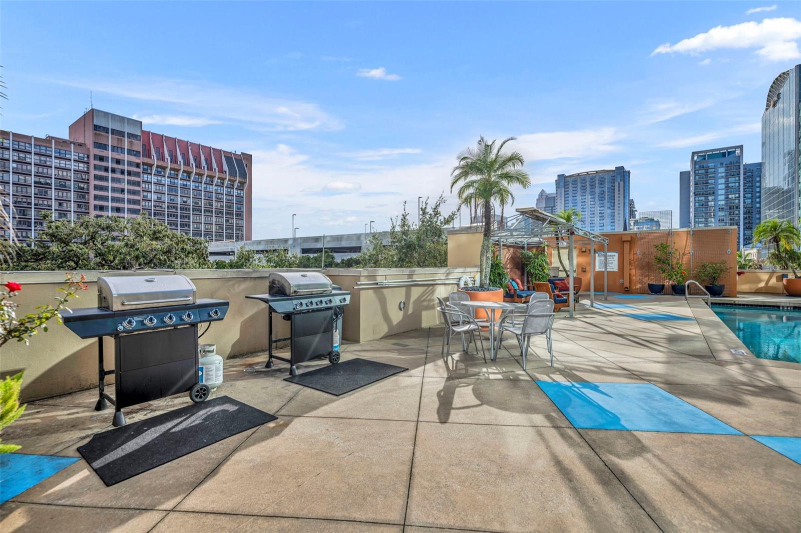 WAVERLY/LK EOLA - Residential