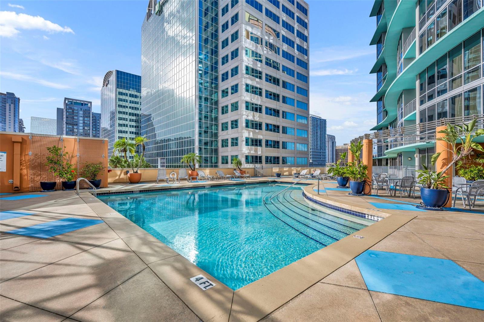 WAVERLY/LK EOLA - Residential