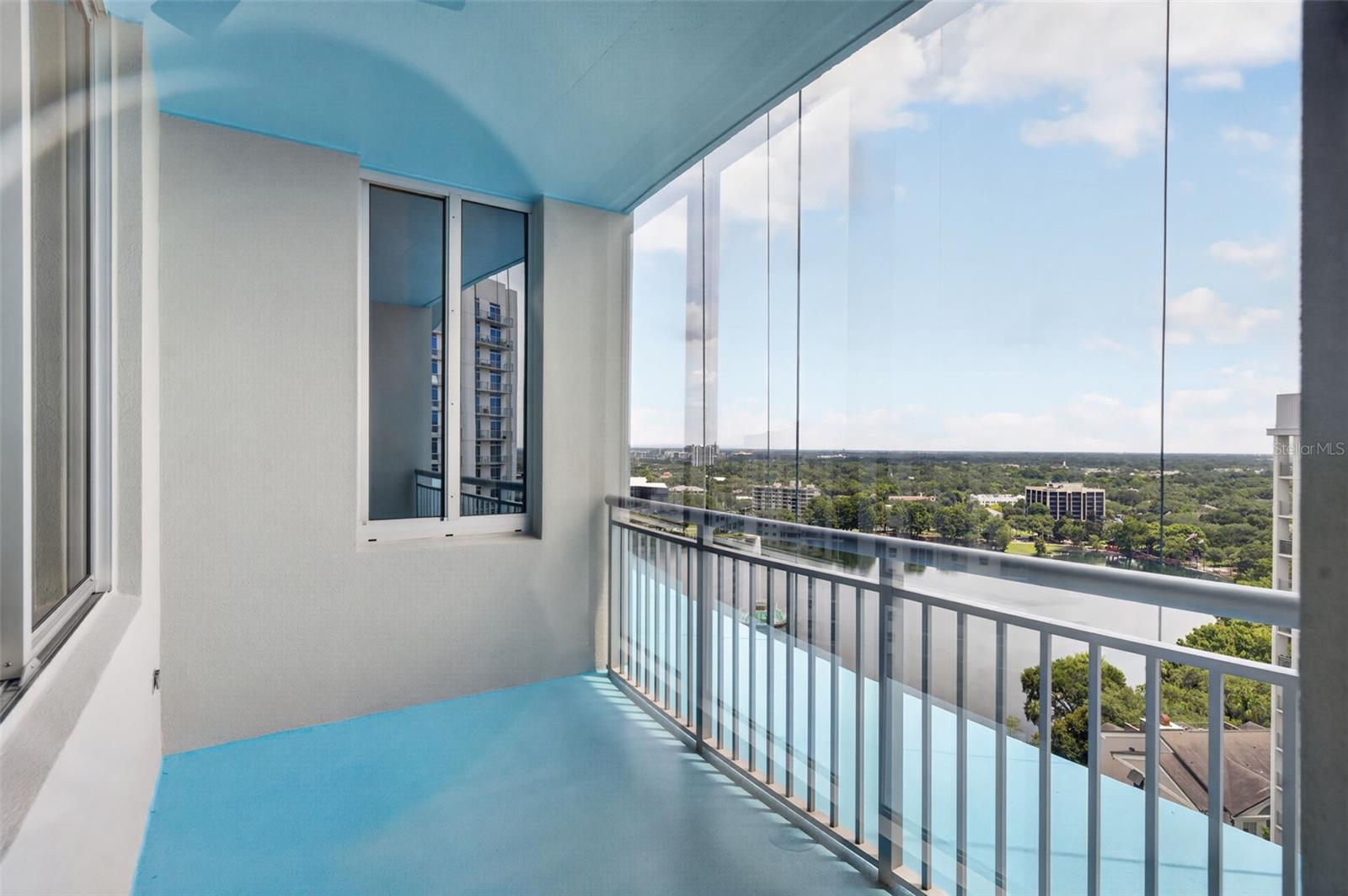 WAVERLY/LK EOLA - Residential