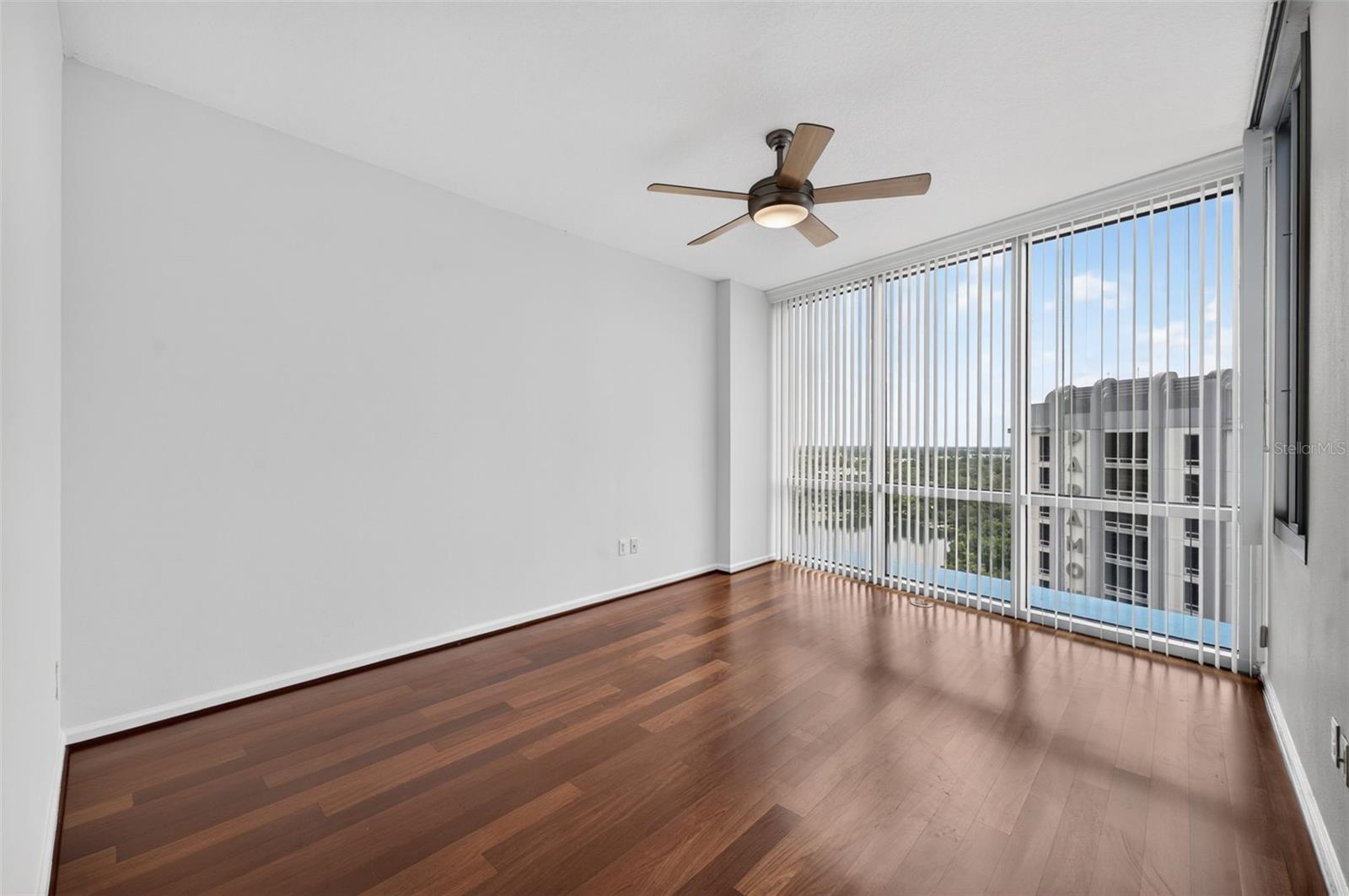 WAVERLY/LK EOLA - Residential
