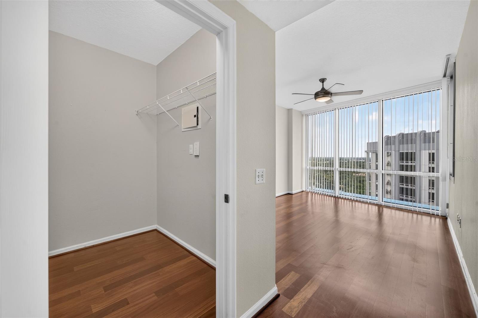 WAVERLY/LK EOLA - Residential