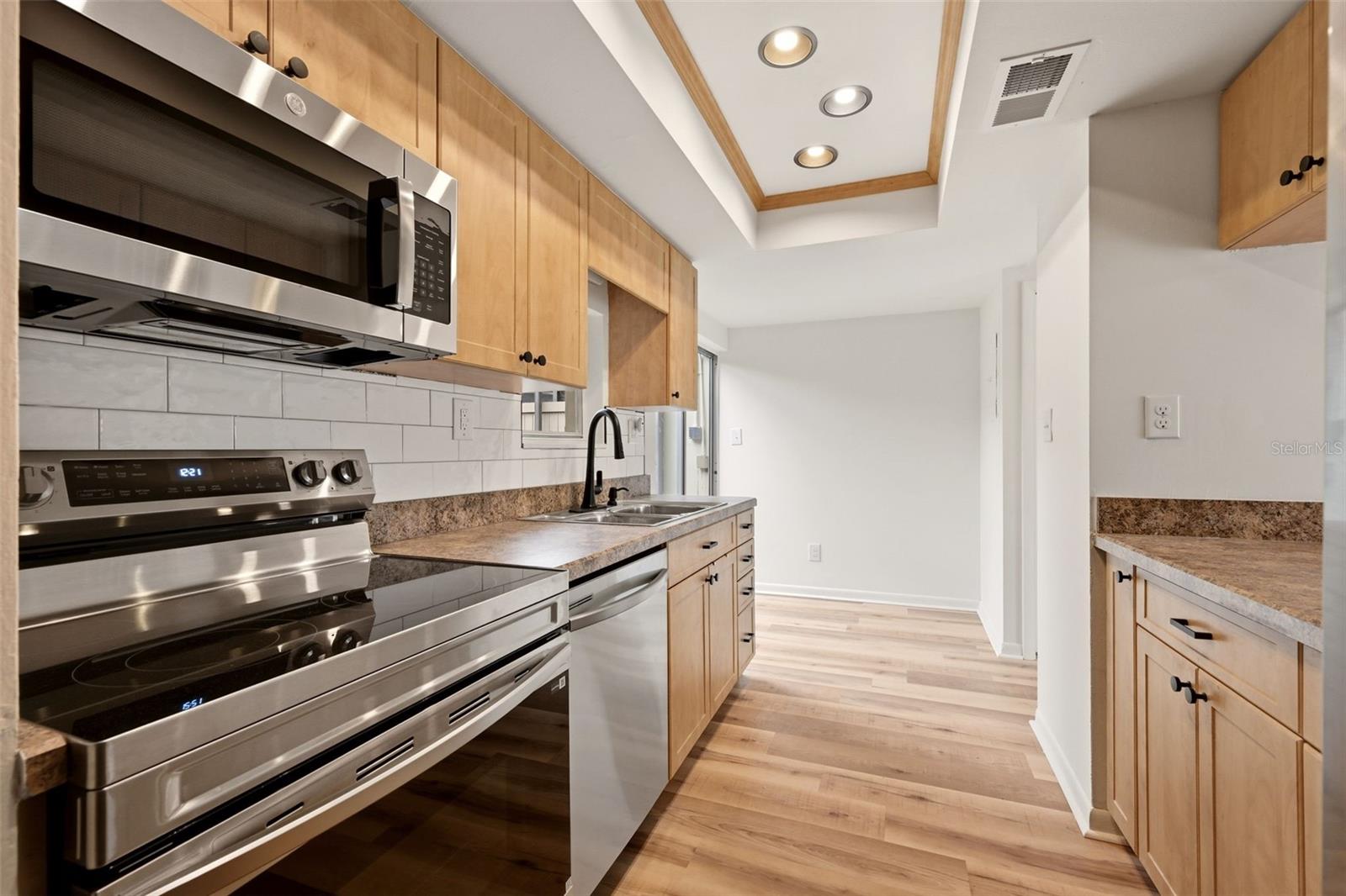 MEADOWOOD CONDO VILLAGE - Residential