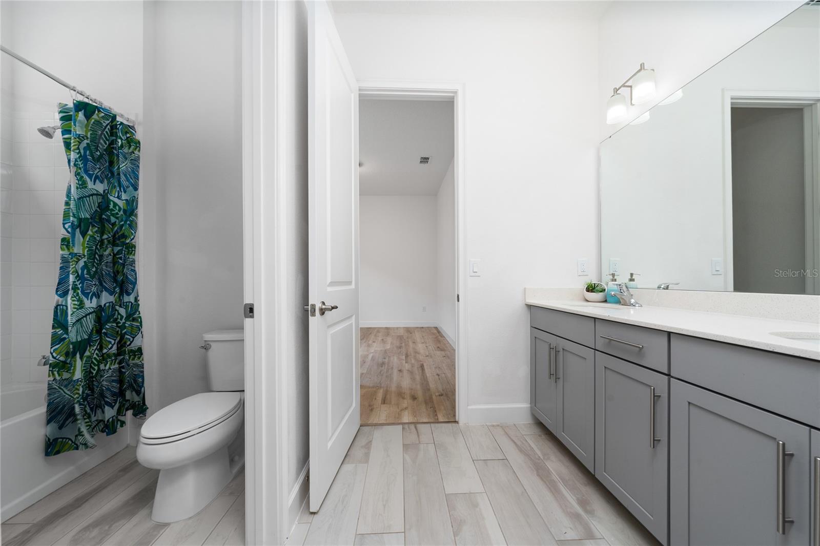 RAVENNA PH 1 - Residential