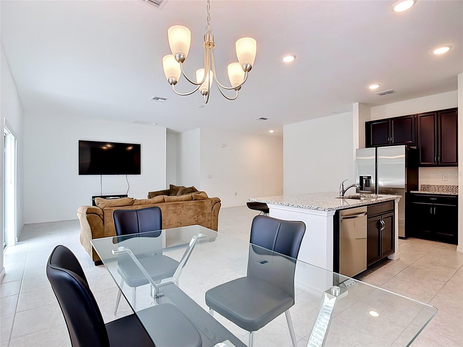 WEST VILLAGE - Residential