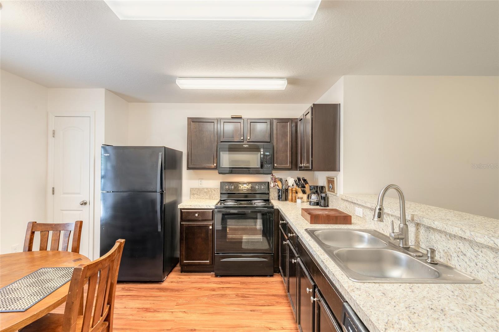 HIGHLANDS F - Residential