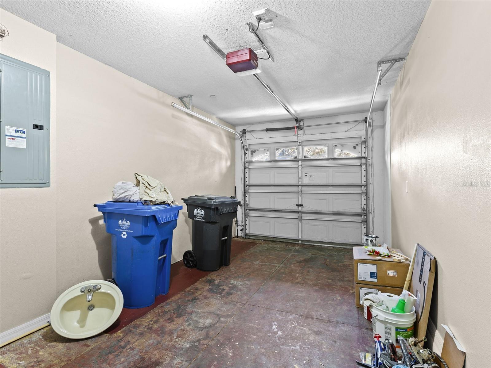 LAKE BRANDON PRCL 113 - Residential Lease