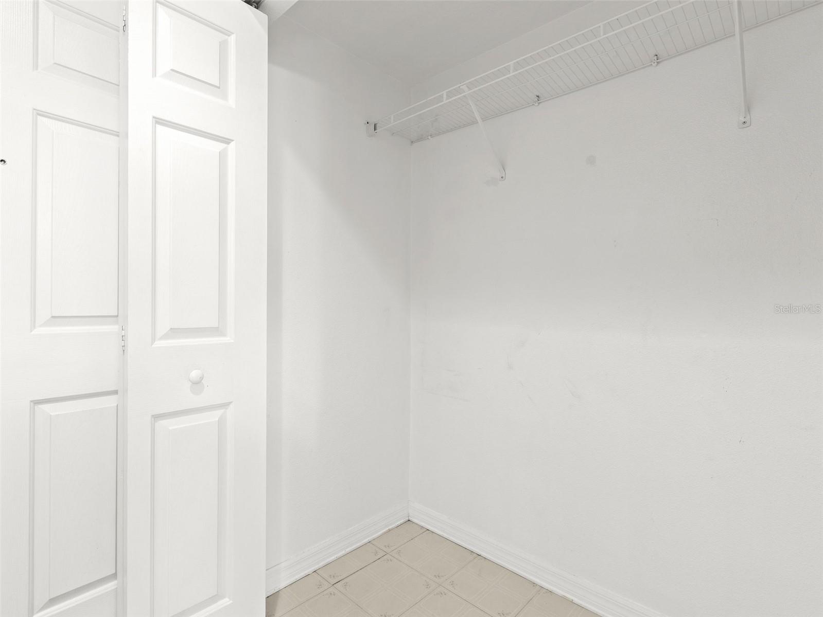 LAKE BRANDON PRCL 113 - Residential Lease