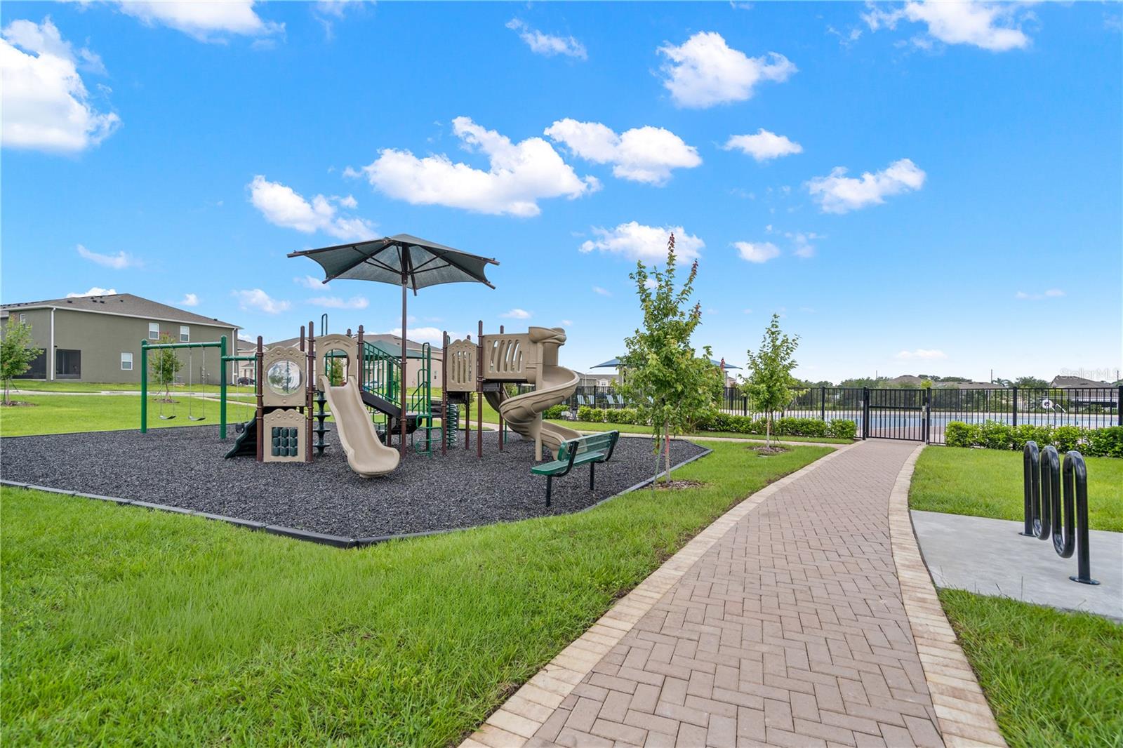 BRENTWOOD TH - Residential