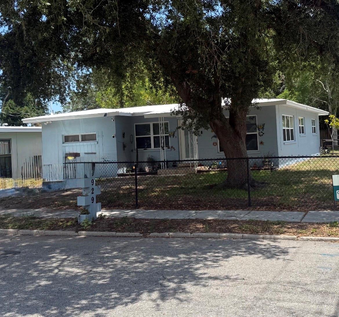 MANATEE GARDENS SECOND SEC - Residential